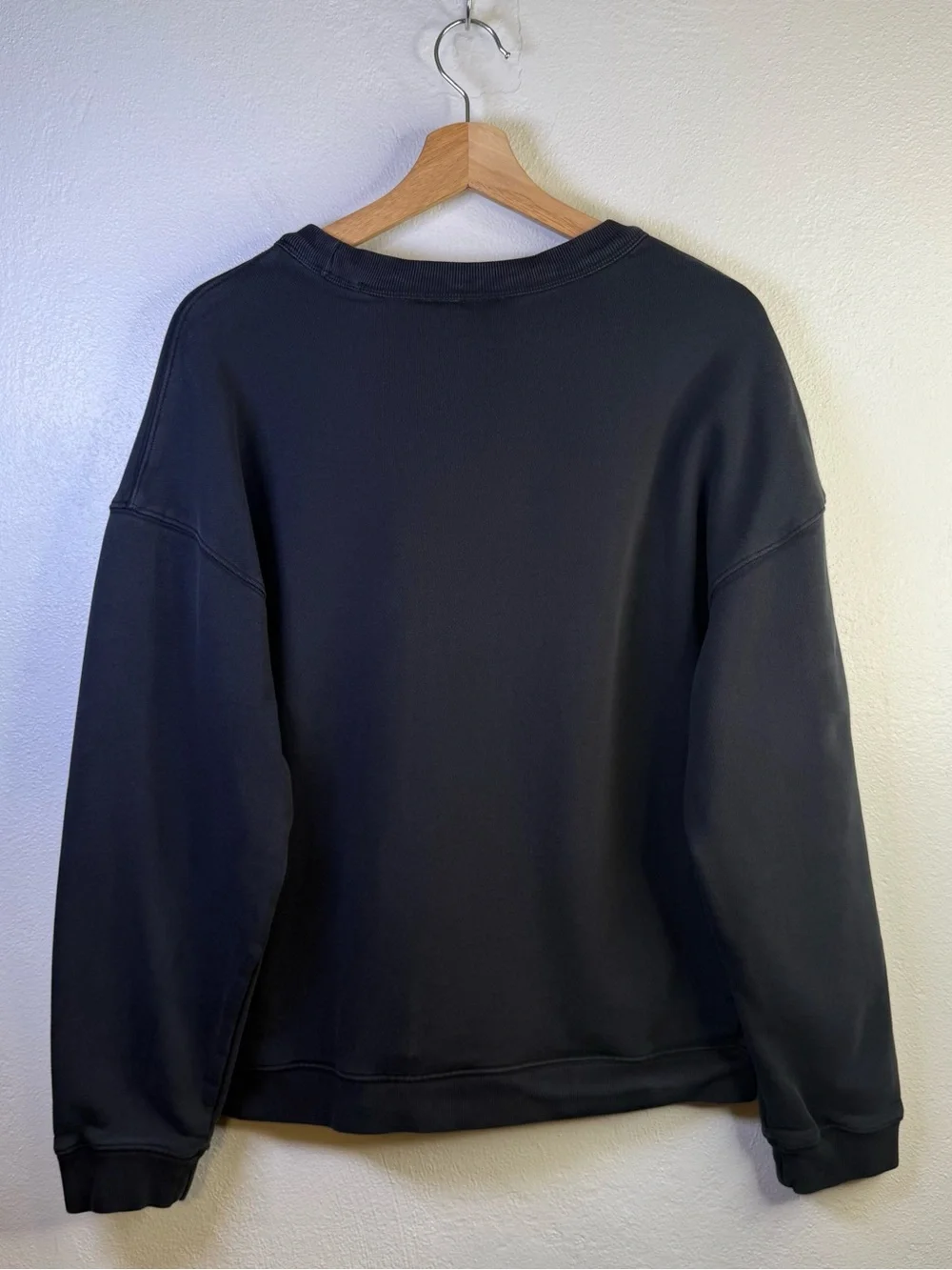 Adidas R.Y.V. Silicone Double Linear Badge Crew Sweatshirt Men’s Size Small